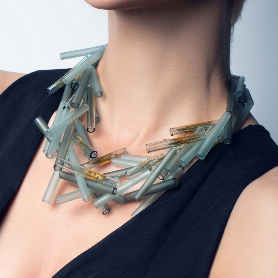 |grey| TUBES NECKLACE