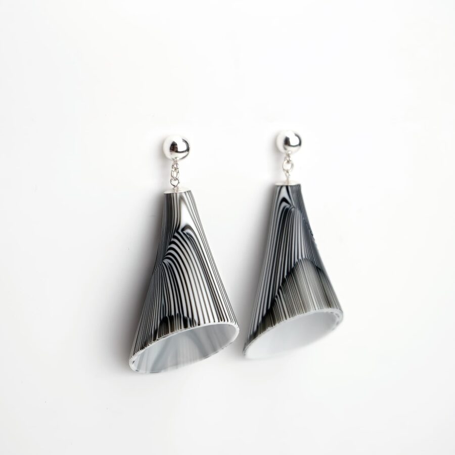 WEB EARRINGS |black|white|