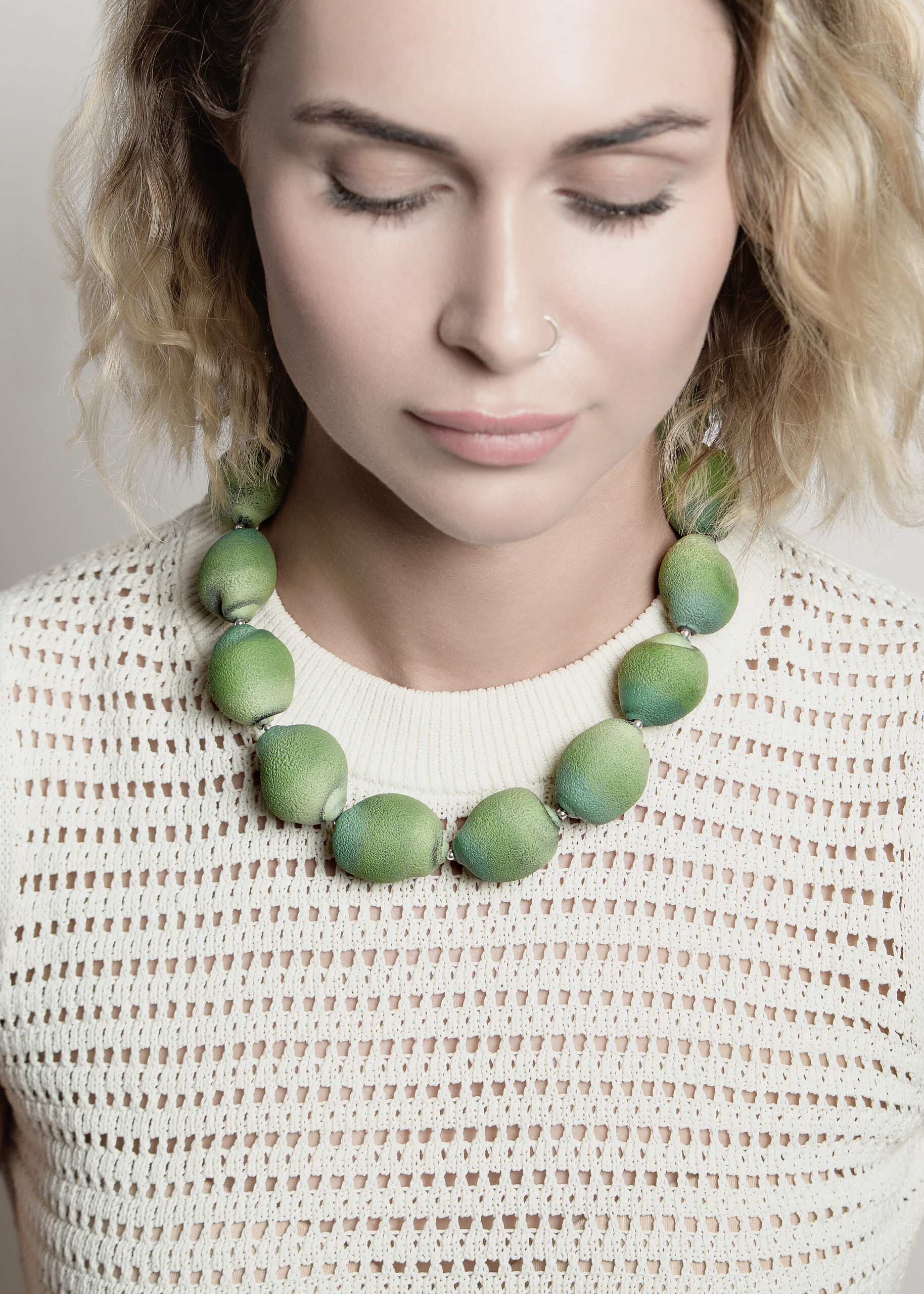 |green| COLOURSCAPE NECKLACE - Image 3