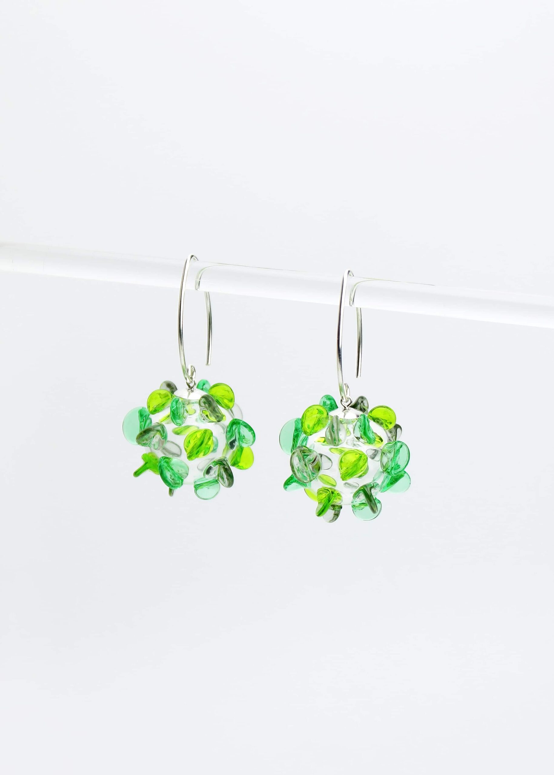 LILAC EARRINGS |green| - Image 2