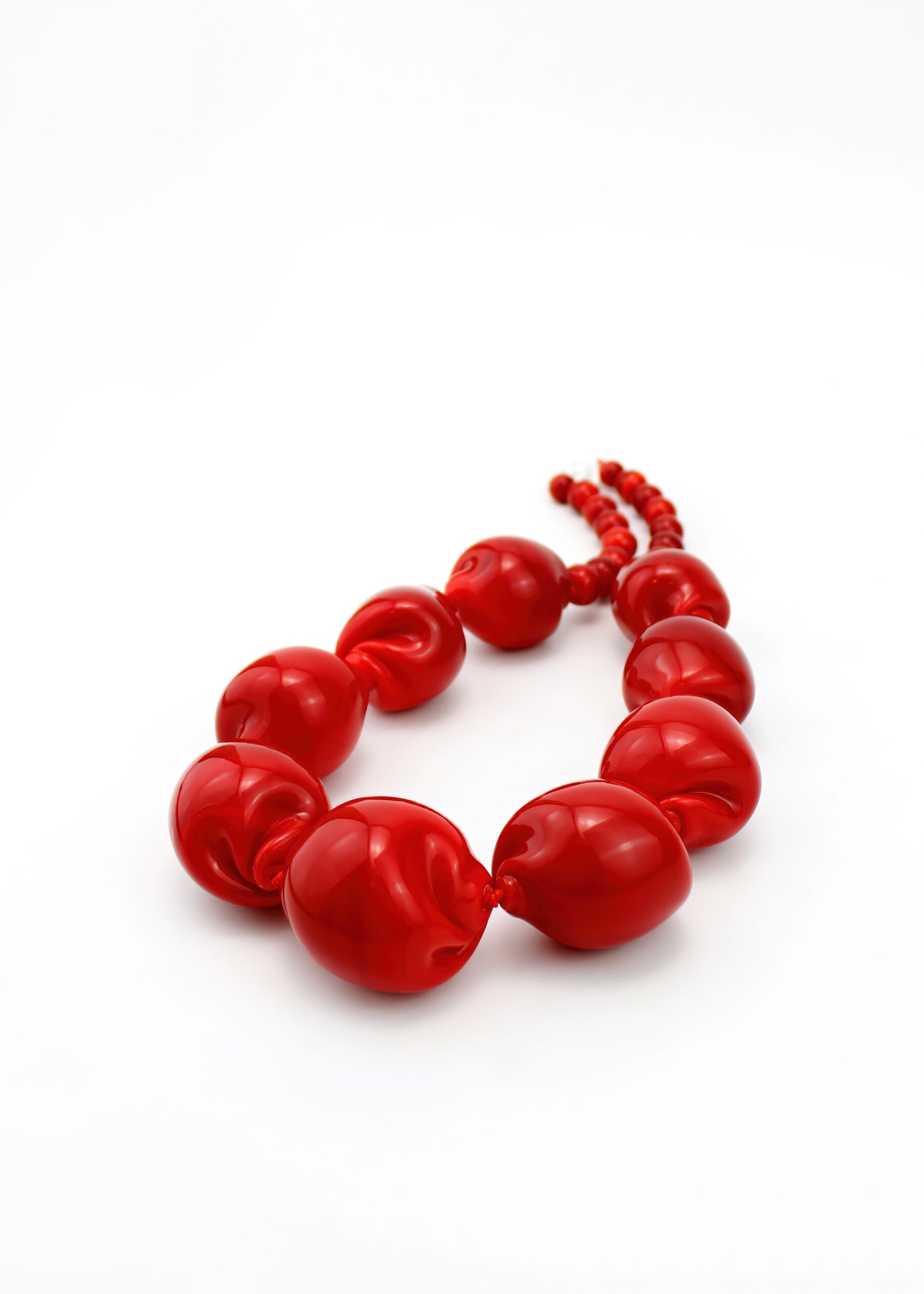|red XL| CURVED LINE NECKLACE - Image 3