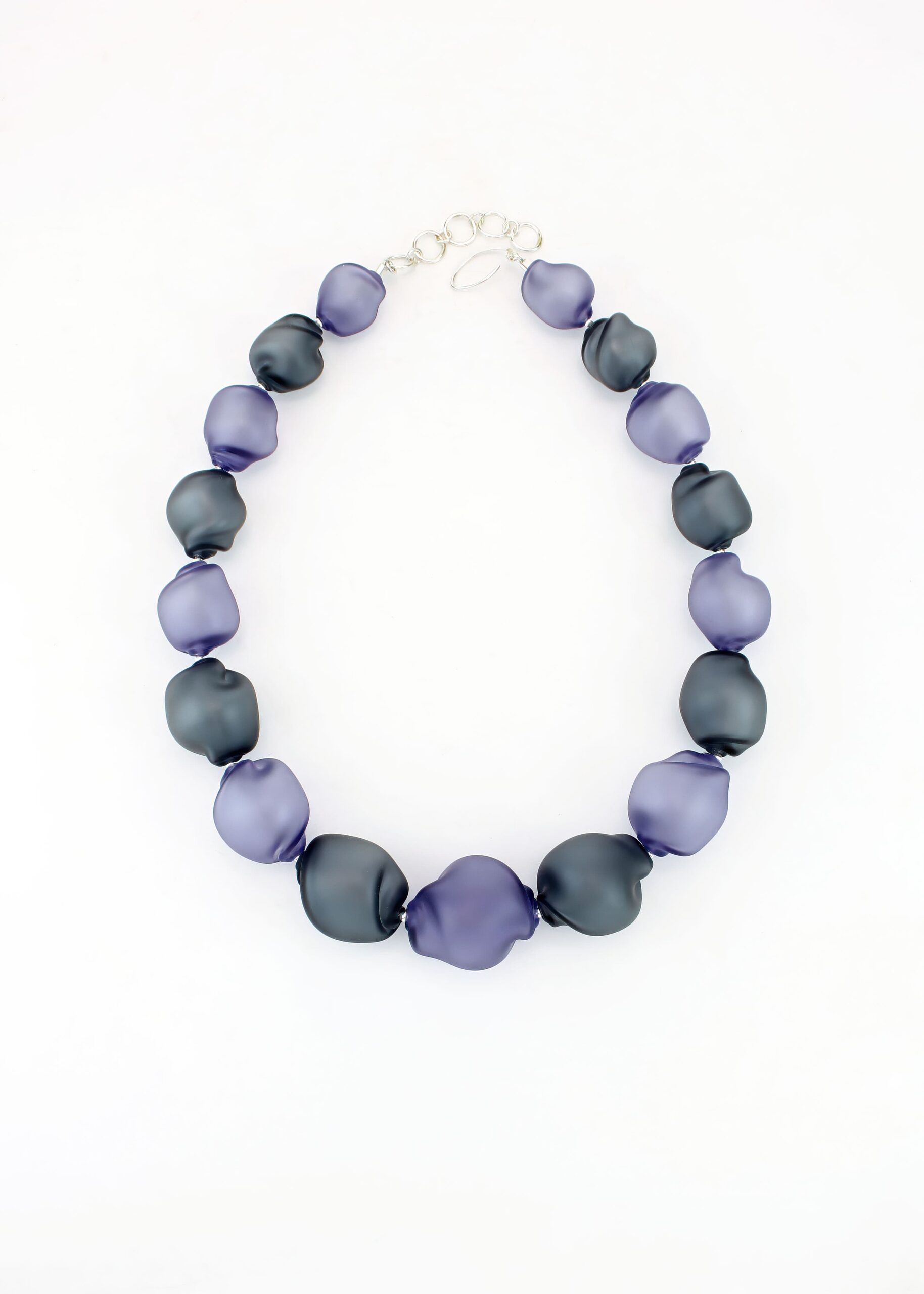 |purple | grey | CURVED LINE NECKLACE - Image 2