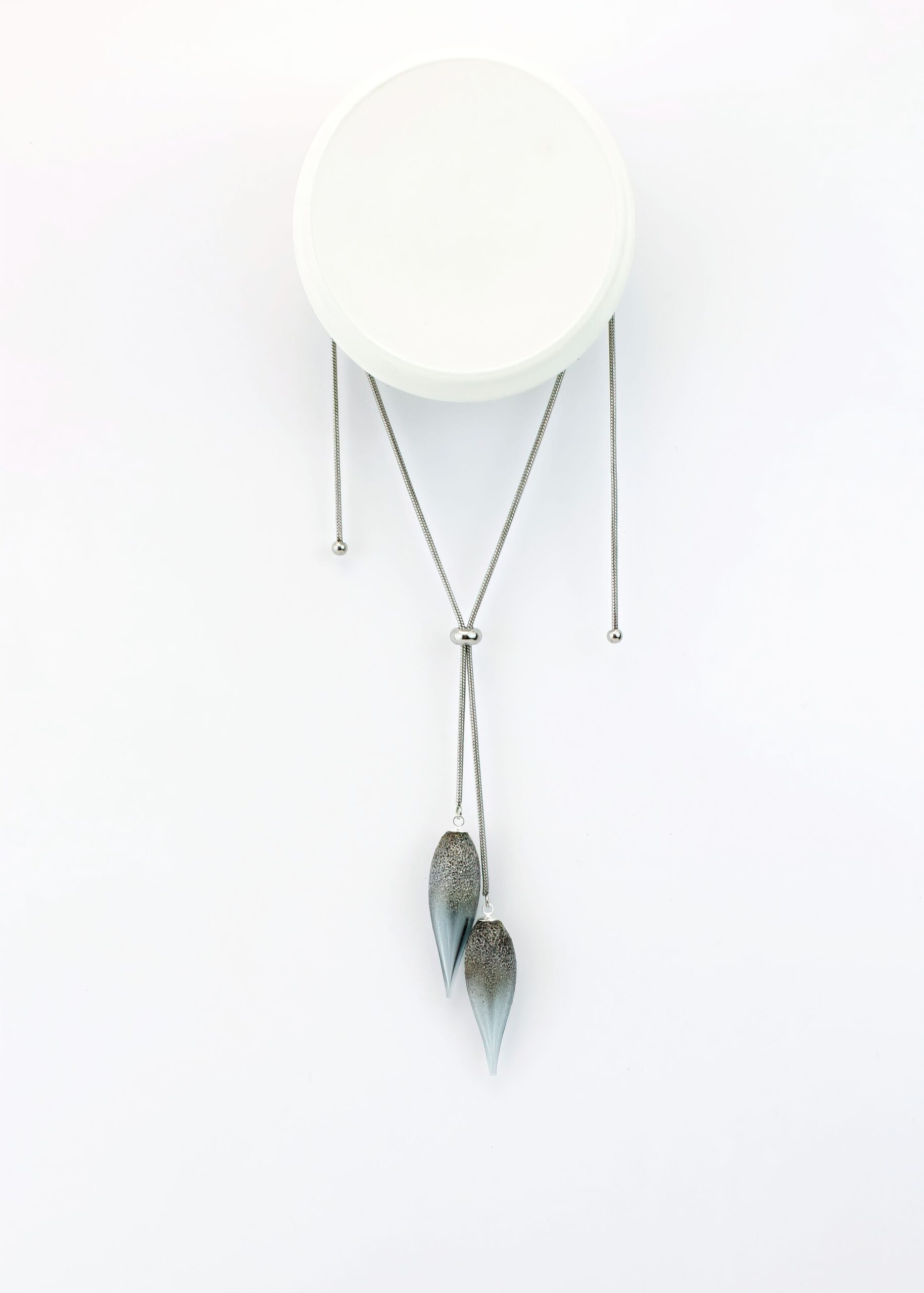| grey | SILVER DUST GIRASOLE LARIAT NECKLACE